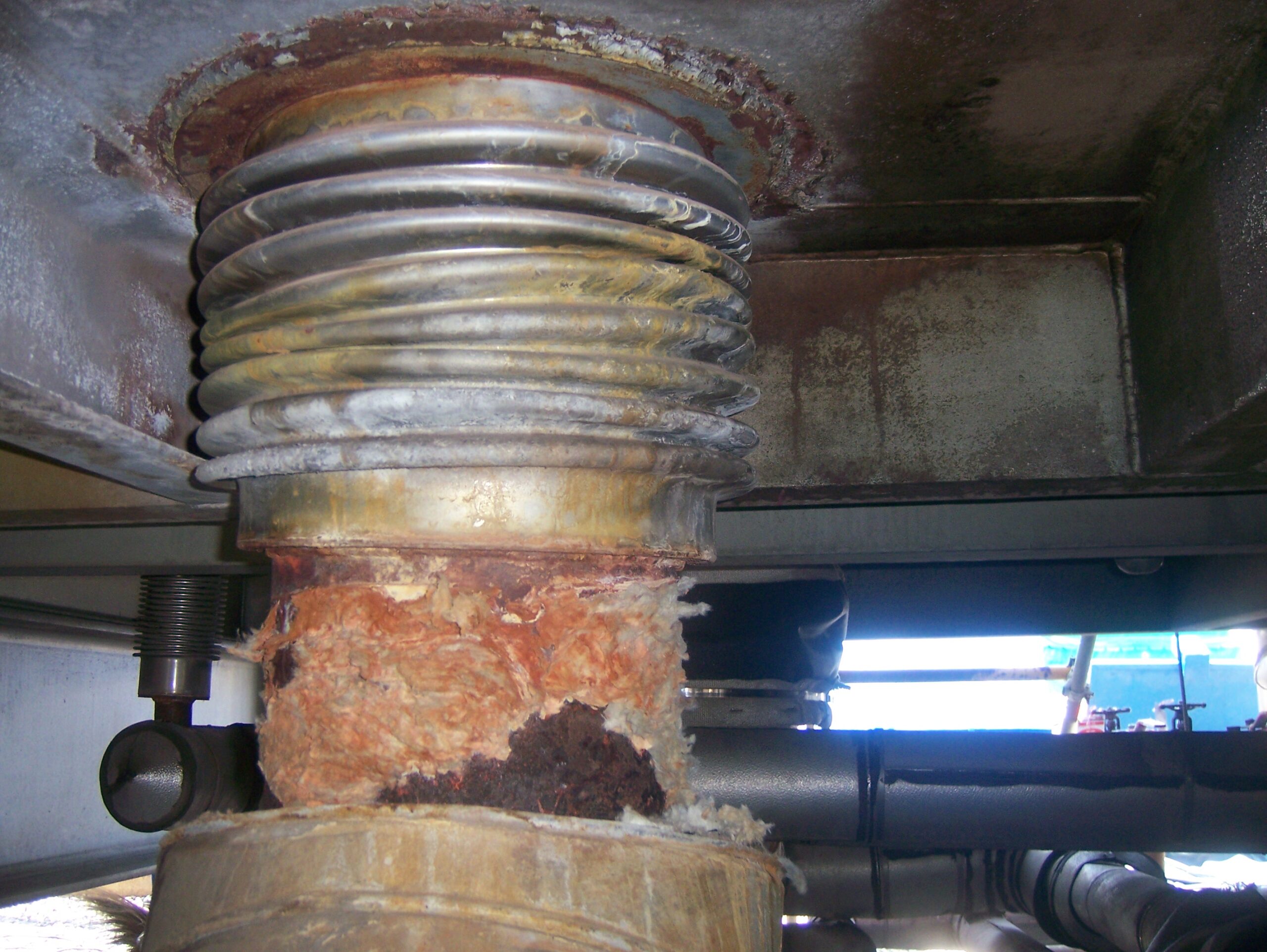 Steam Line Failure Typical Causes of Metal Expansion Joints Failure - excellar-tech.com